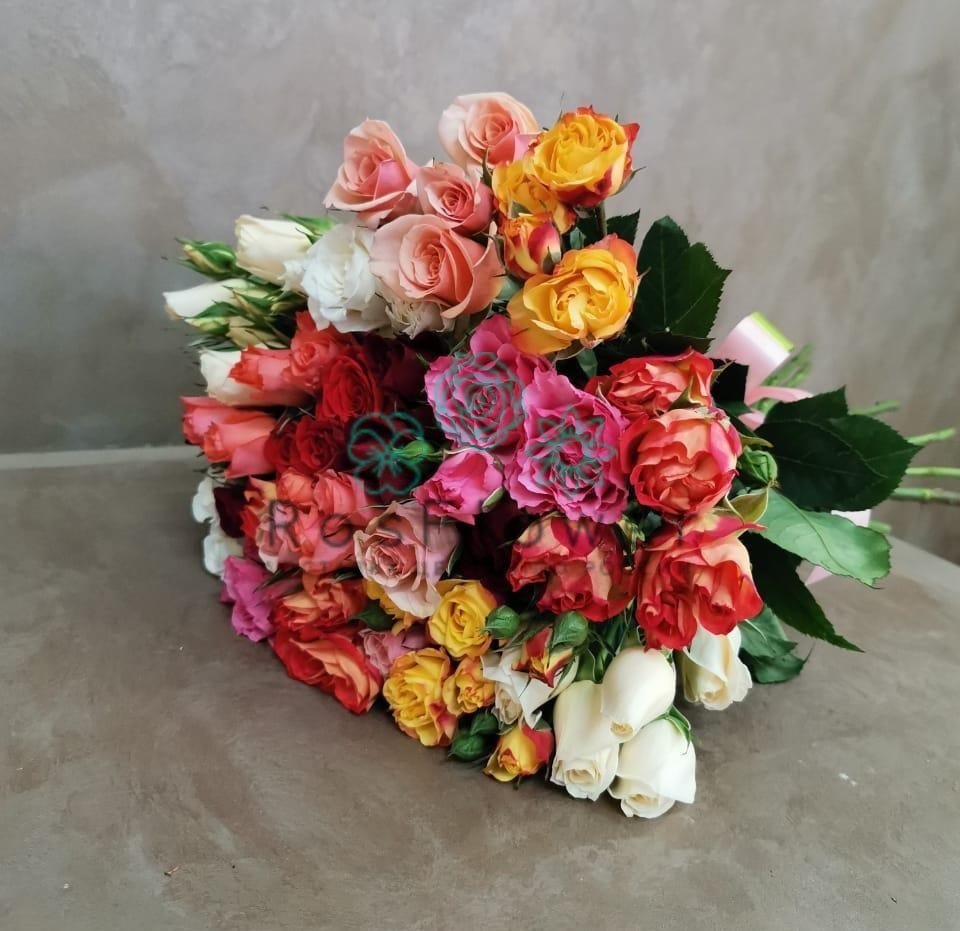 Букет цветов из: Розы в Карачаевске