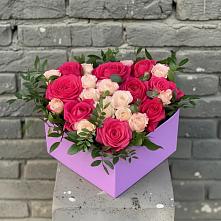 Цветочная композиция из Розы в коробке #REPLACE_PRED# Карачаевске