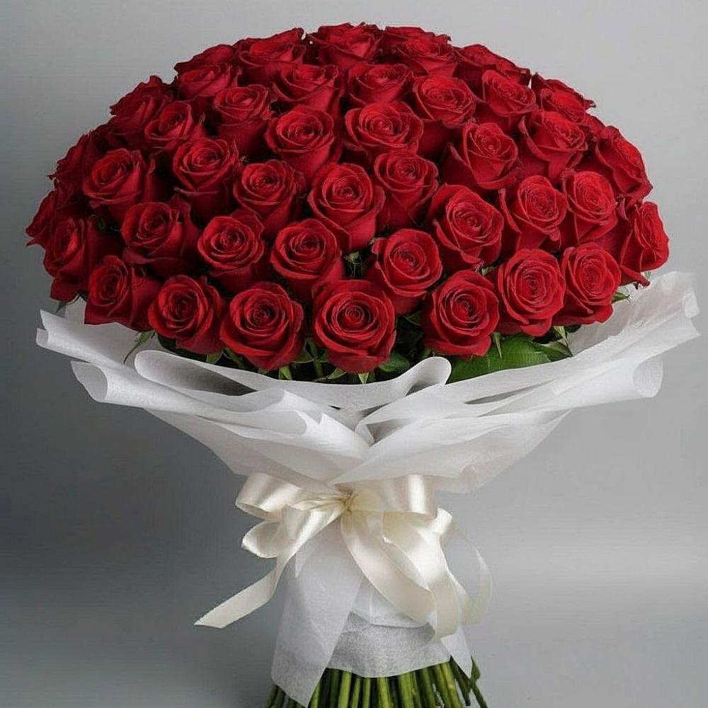 Букет 101 Красная роза Блэк Мэджик в Карачаевске