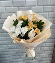Букет цветов из:  Розы и Хризантемы в Карачаевске