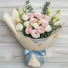 Букет цветов из:  Лизиантусы #REPLACE_PRED# Карачаевске