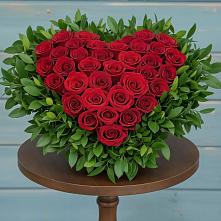 Цветочная композиция из Розы в виде сердца #REPLACE_PRED# Карачаевске