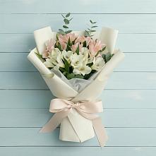 Букет цветов из:  Альстромерии #REPLACE_PRED# Карачаевске