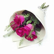 Букет цветов из:  Розы в Карачаевске