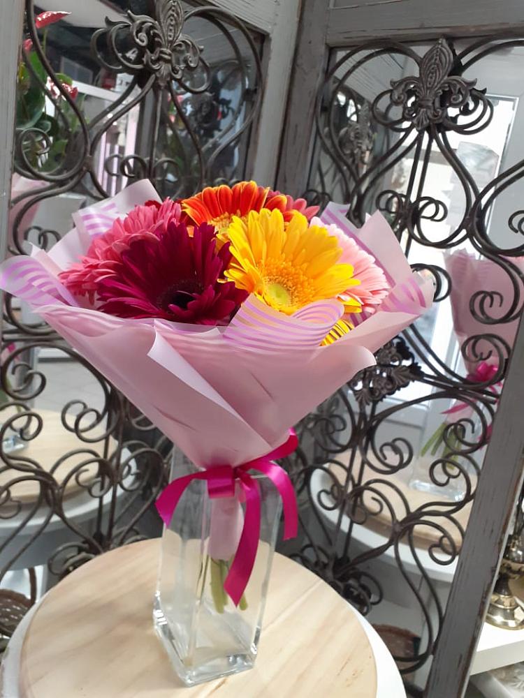 Букет цветов из: Герберы в Карачаевске