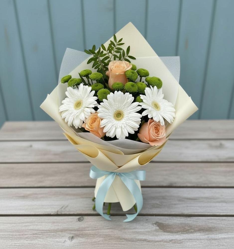 Букет цветов из: Герберы, Розы и Хризантемы в Карачаевске