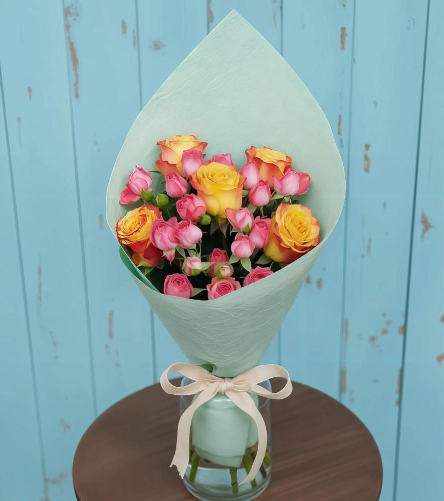 Букет цветов из: Розы в Карачаевске