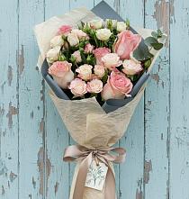 Букет цветов из:  Розы в Карачаевске