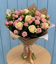 Букет цветов из:  Розы в Карачаевске