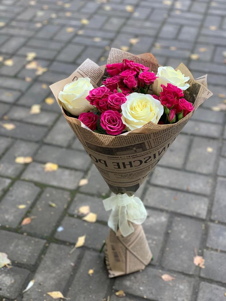 Букет цветов из: Розы в Карачаевске