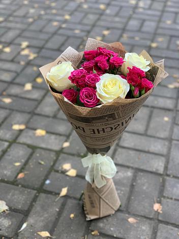 Букет цветов из: Розы в Карачаевске