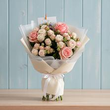 Букет цветов из:  Розы в Карачаевске